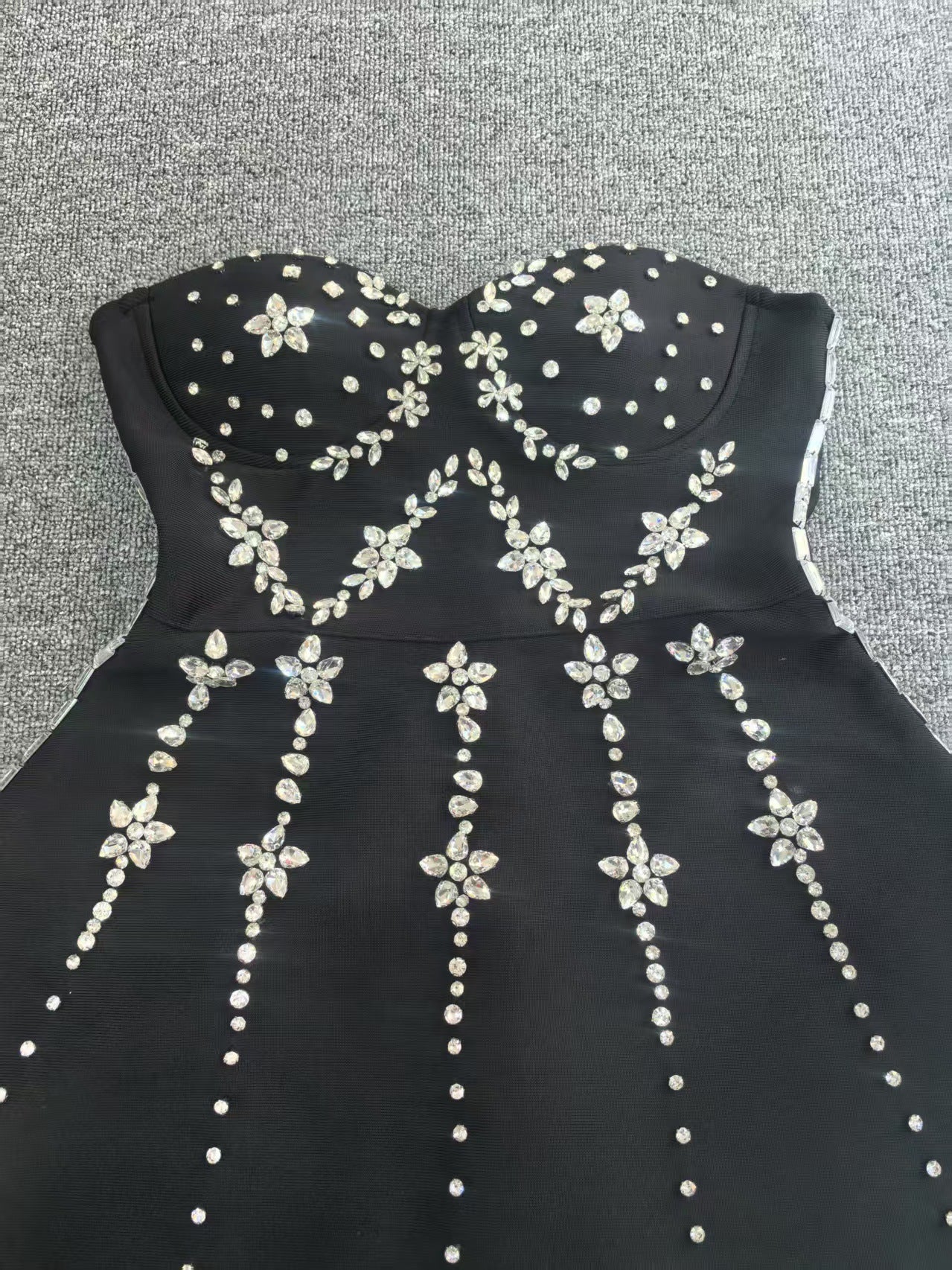 Banderas Taşlı Siyah Mini Elbise